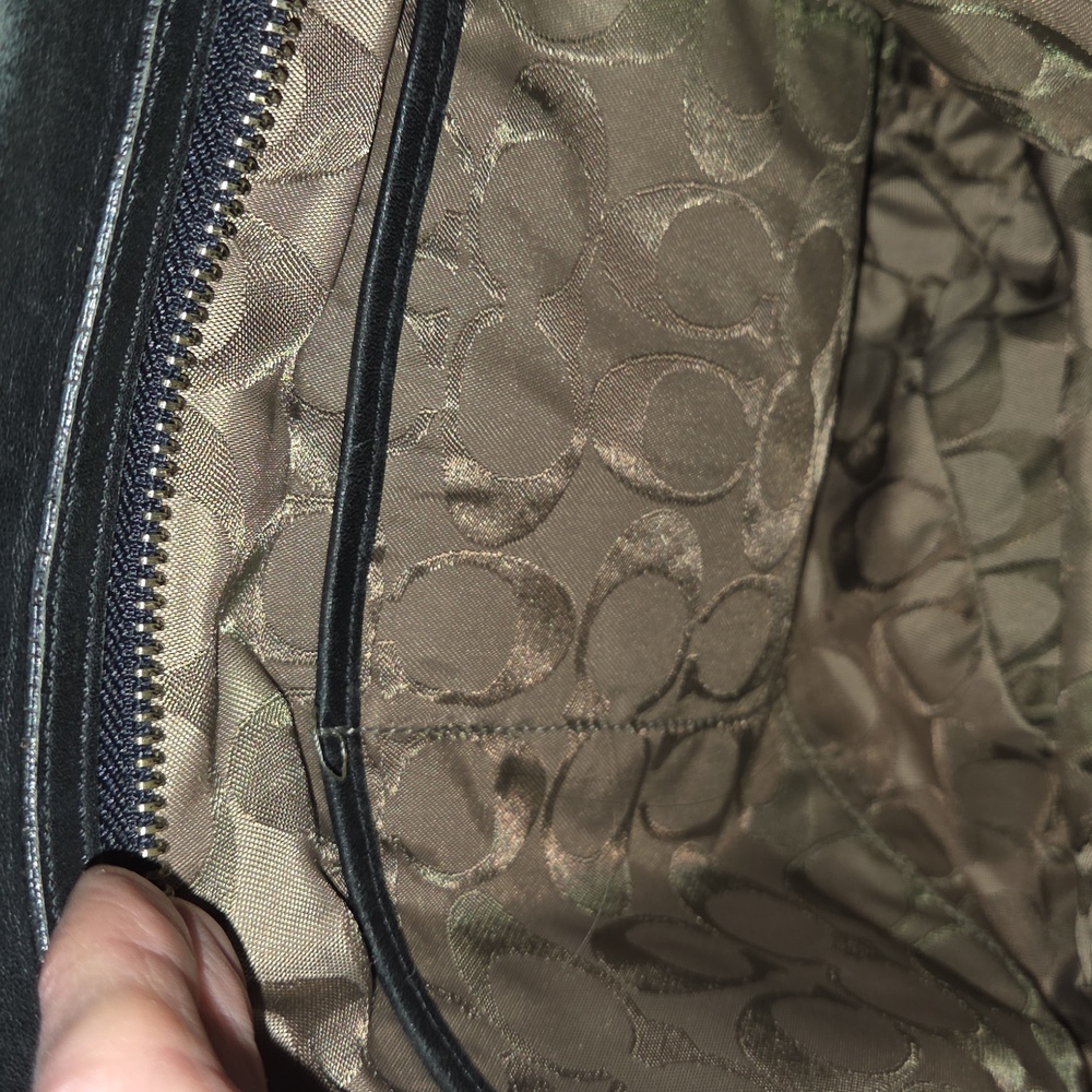 Coach Vintage Soho Legacy 9186 2001 Black Leather Bucket Bag $390 Retail GUC - Picture 12 of 16